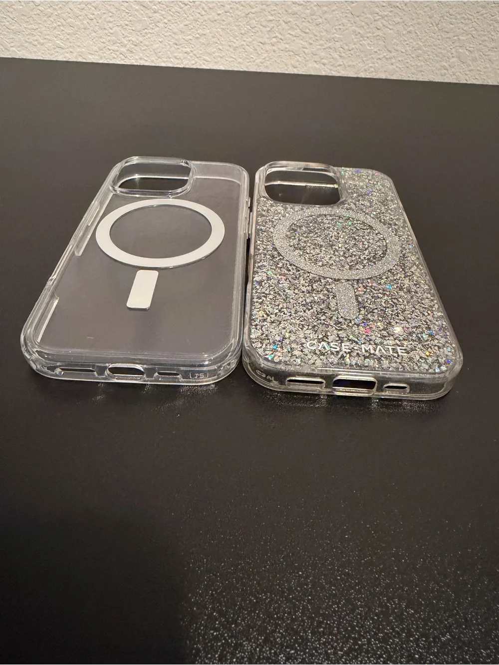iPhone 16 Pro Case Bundle – Case-Mate Glitter MagSafe + OtterBox Clear MagSafe